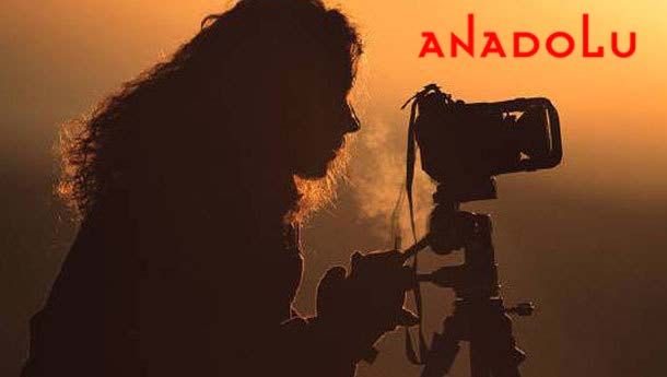 bayan fotoğraf çekiyor Eskişehir